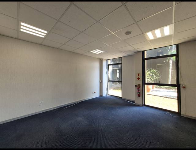 158M² OFFICE TO LET IN ROSEBANK